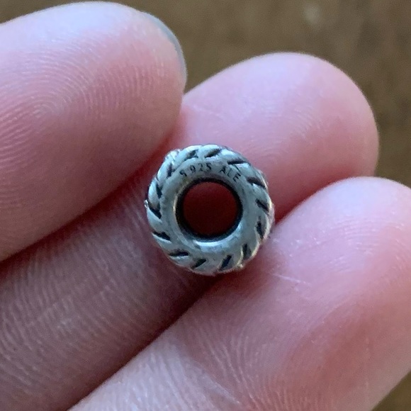 Retired Pandora Oxy Crown with Clear Zirconia Sterling Silver EUC - Picture 8 of 8